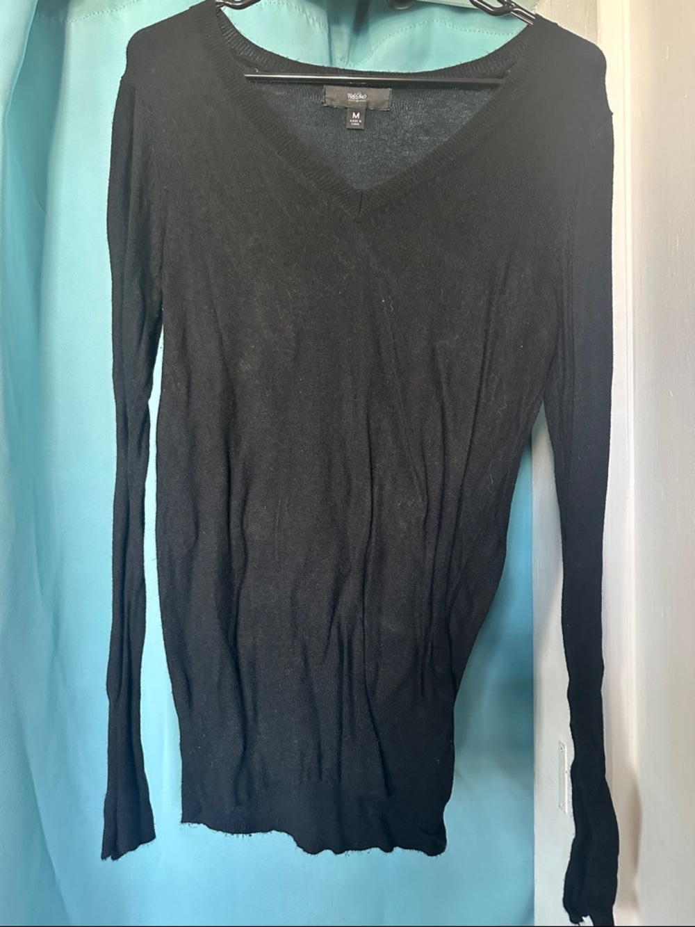 Mossimo Supply Co. Black V-Neck Women's Lightweight Sweater